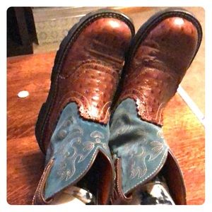 ****SOLD****Cowboy boots Ariat Fatbaby